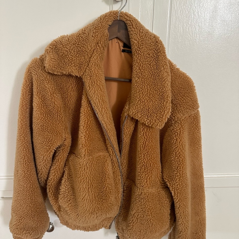 Urban outfitters Teddy coat 🧸